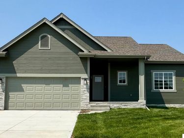 6511 N 187 Street, Elkhorn, NE 68022