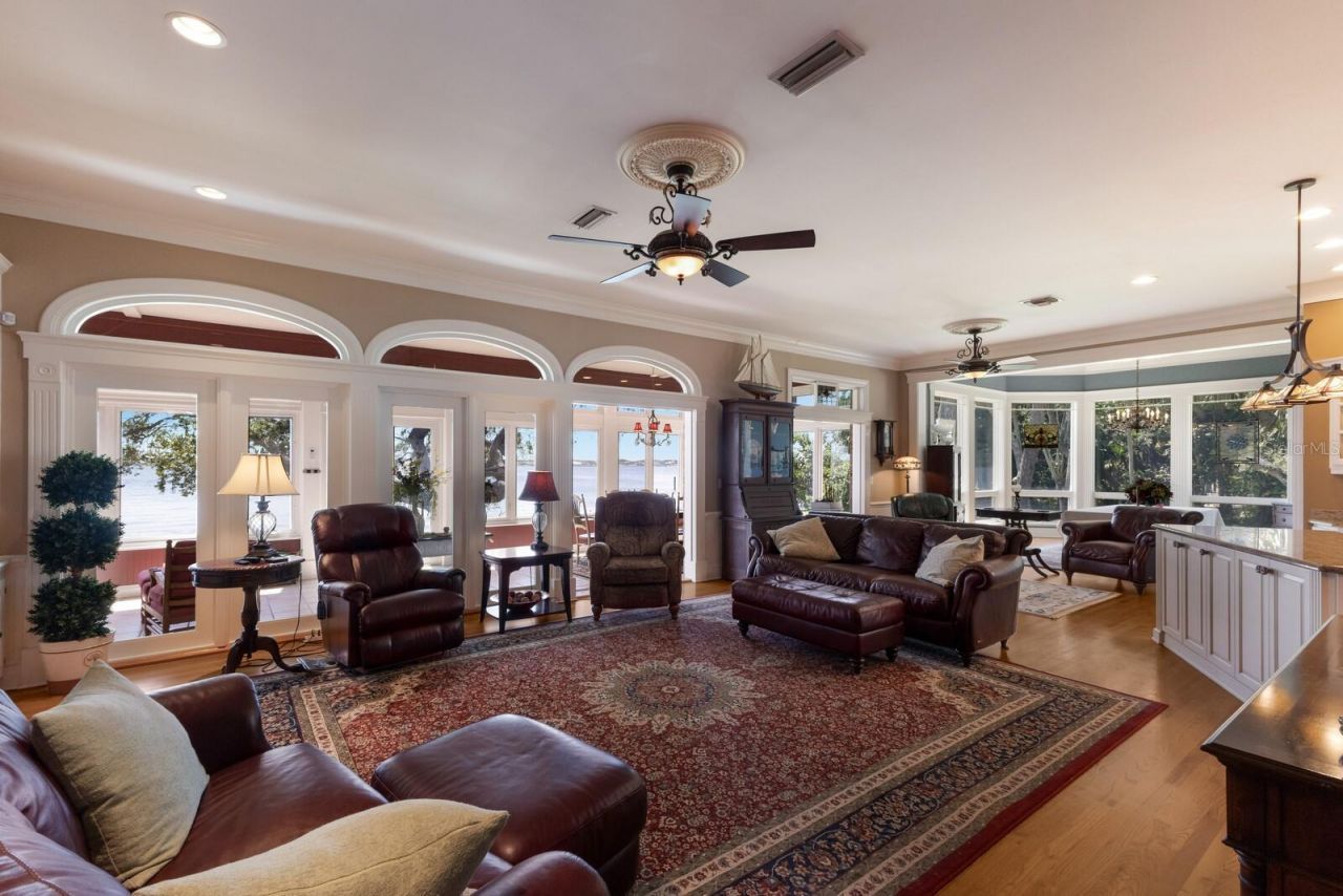 702 32nd Avenue W, Palmetto, FL 34221 Photo