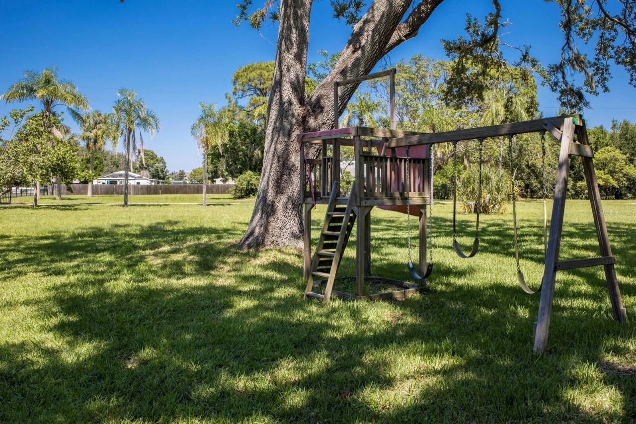 702 32nd Avenue W, Palmetto, FL 34221 Photo