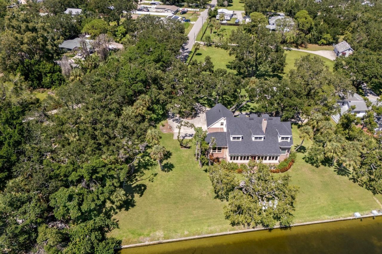 702 32nd Avenue W, Palmetto, FL 34221 Photo