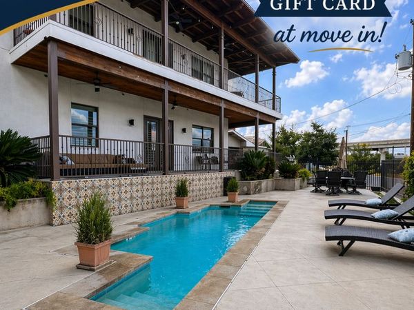 1542 N Alamo, Unit 104, San Antonio, TX 78215