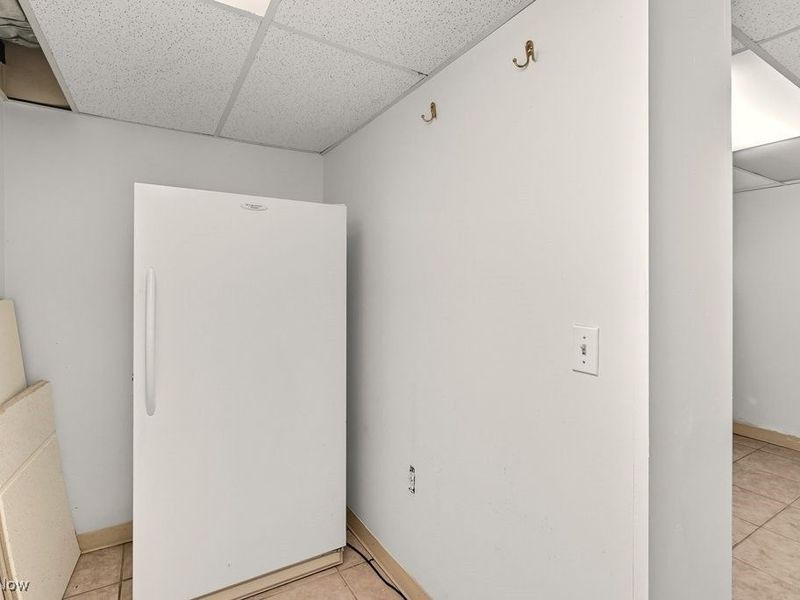 19270 Lorain Road, Fairview Park, OH 44126 Photo 27