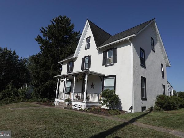 523 BRIDGE STREET, MONT CLARE, PA 19453