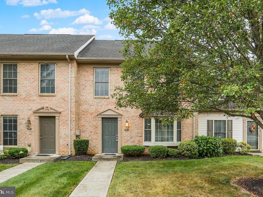 132 Melbourne Lane, Mechanicsburg, PA 17055 Main Photo