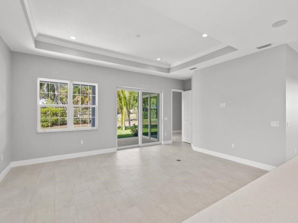 1891 E Cayman Road, Vero Beach, FL 32963 Photo