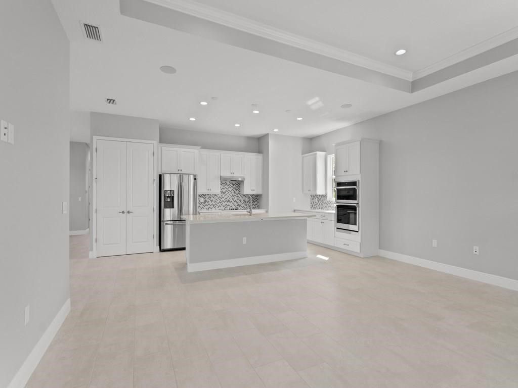 1891 E Cayman Road, Vero Beach, FL 32963 Photo