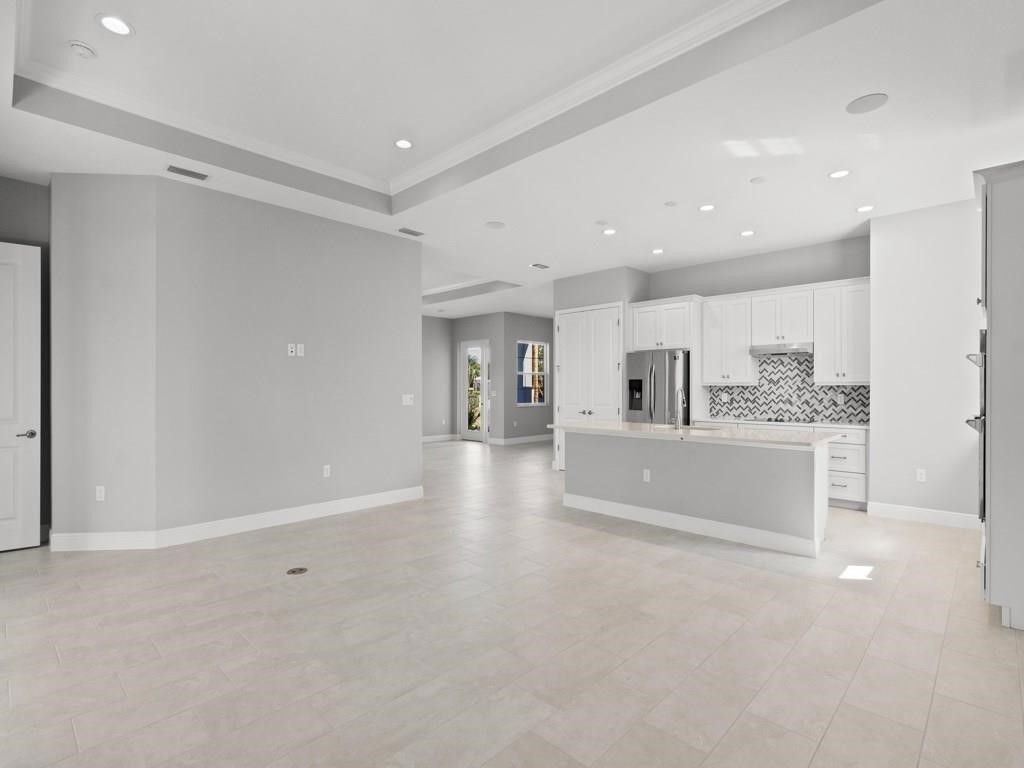 1891 E Cayman Road, Vero Beach, FL 32963 Photo