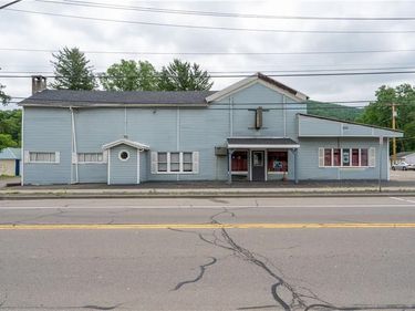60 Main Street, Almond, NY 14804