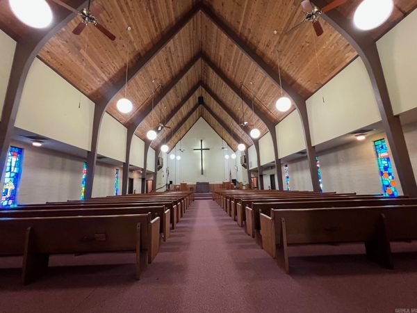 600 W Church Street, Horseshoe Bend, AR 72512