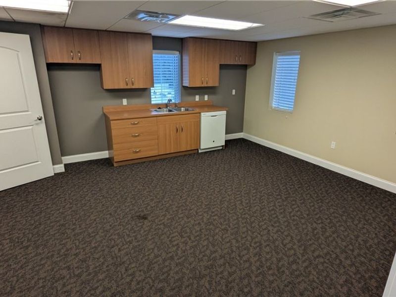 22100 Mastick Road, Fairview Park, OH 44126 Photo 29