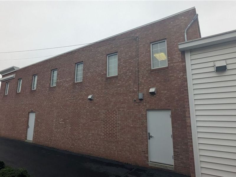 22100 Mastick Road, Fairview Park, OH 44126 Photo 5