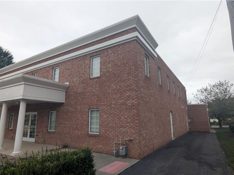 22100 Mastick Road, Fairview Park, OH 44126 Photo 6