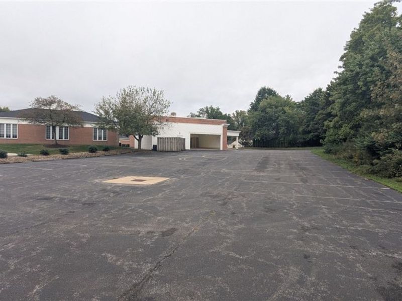 22100 Mastick Road, Fairview Park, OH 44126 Photo 8