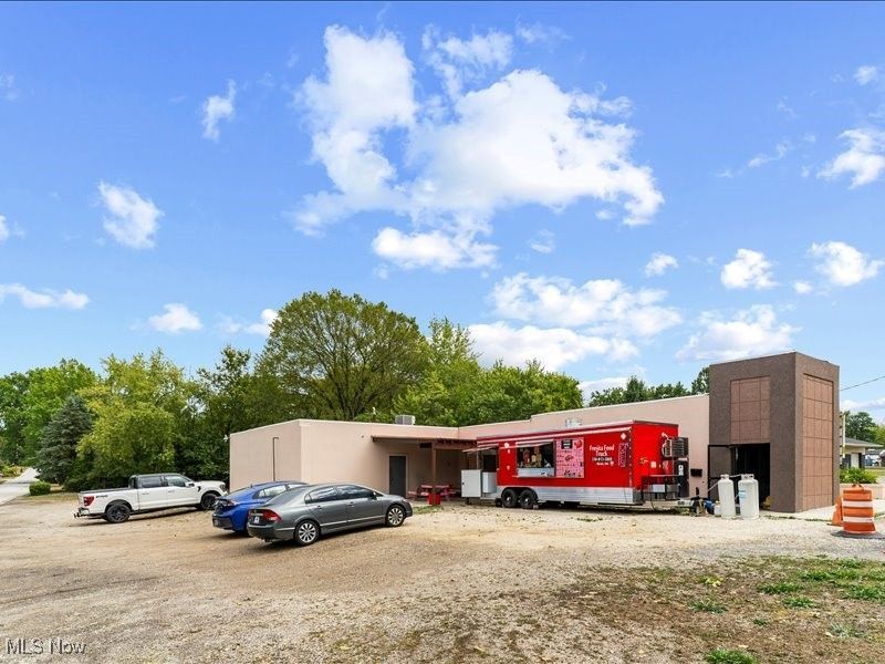 1445 Massillon Road, Akron, OH 44306 Photo 2