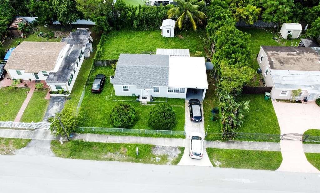 18040 NW 2nd Court, Miami Gardens, FL 33169 Photo