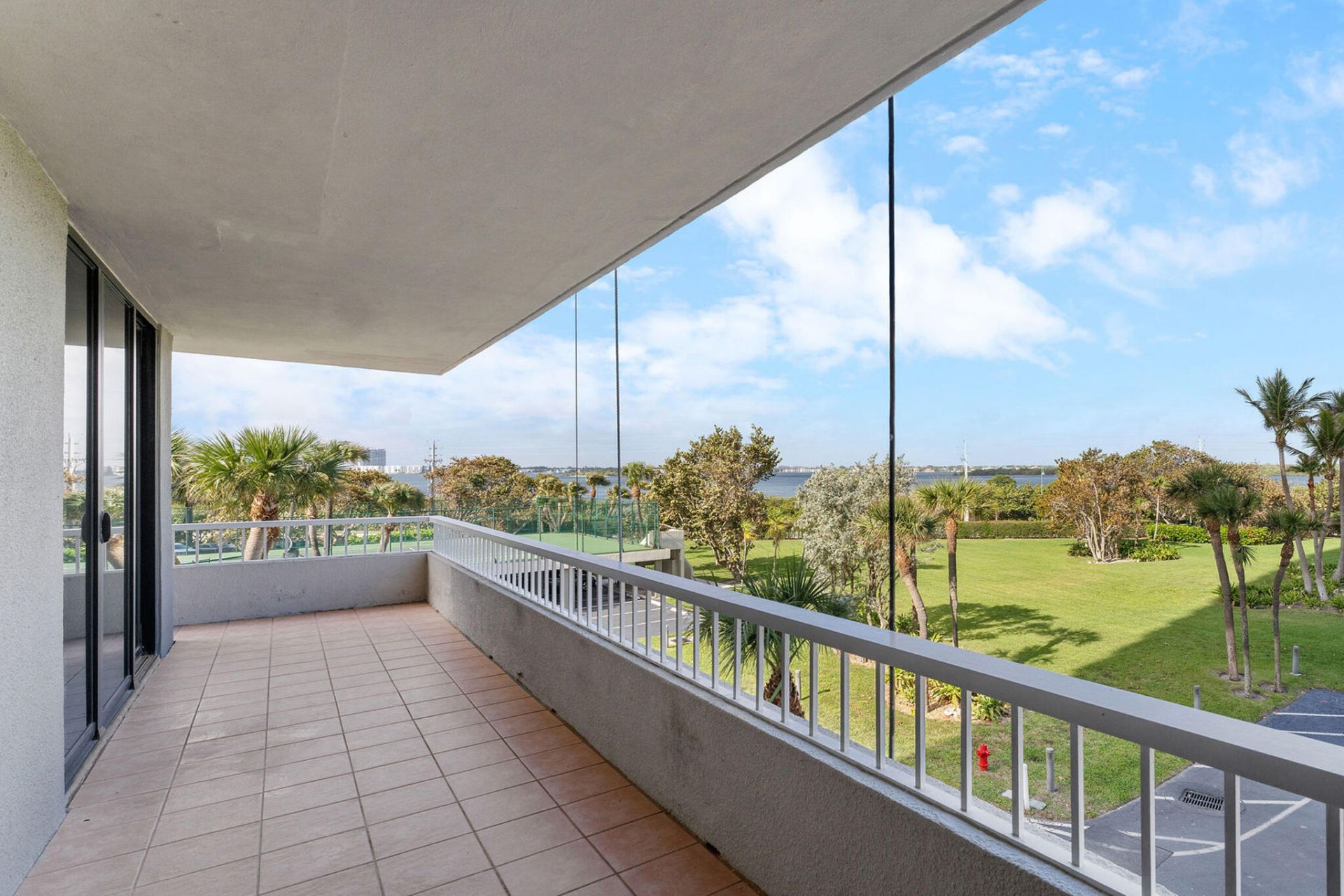 5510 N Ocean Drive, Unit 3d, Singer Island, FL 33404 Photo