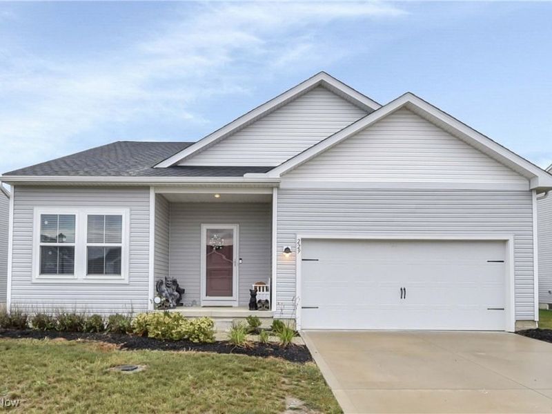 229 Harvest Way, Elyria, OH 44035 Photo 1