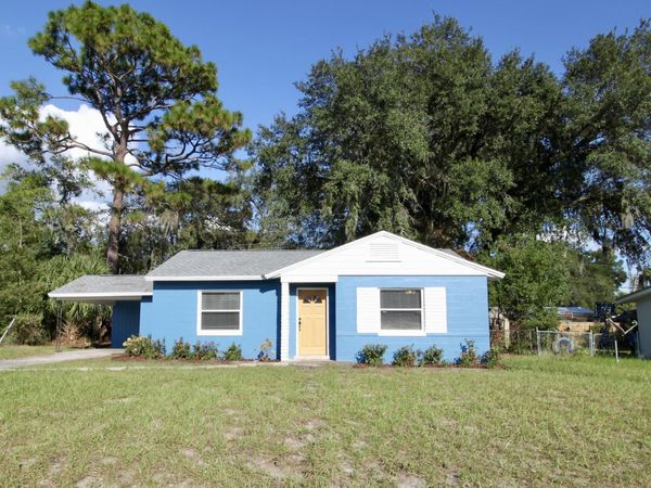 113 W OAK HILL Drive, Palatka, FL 32177