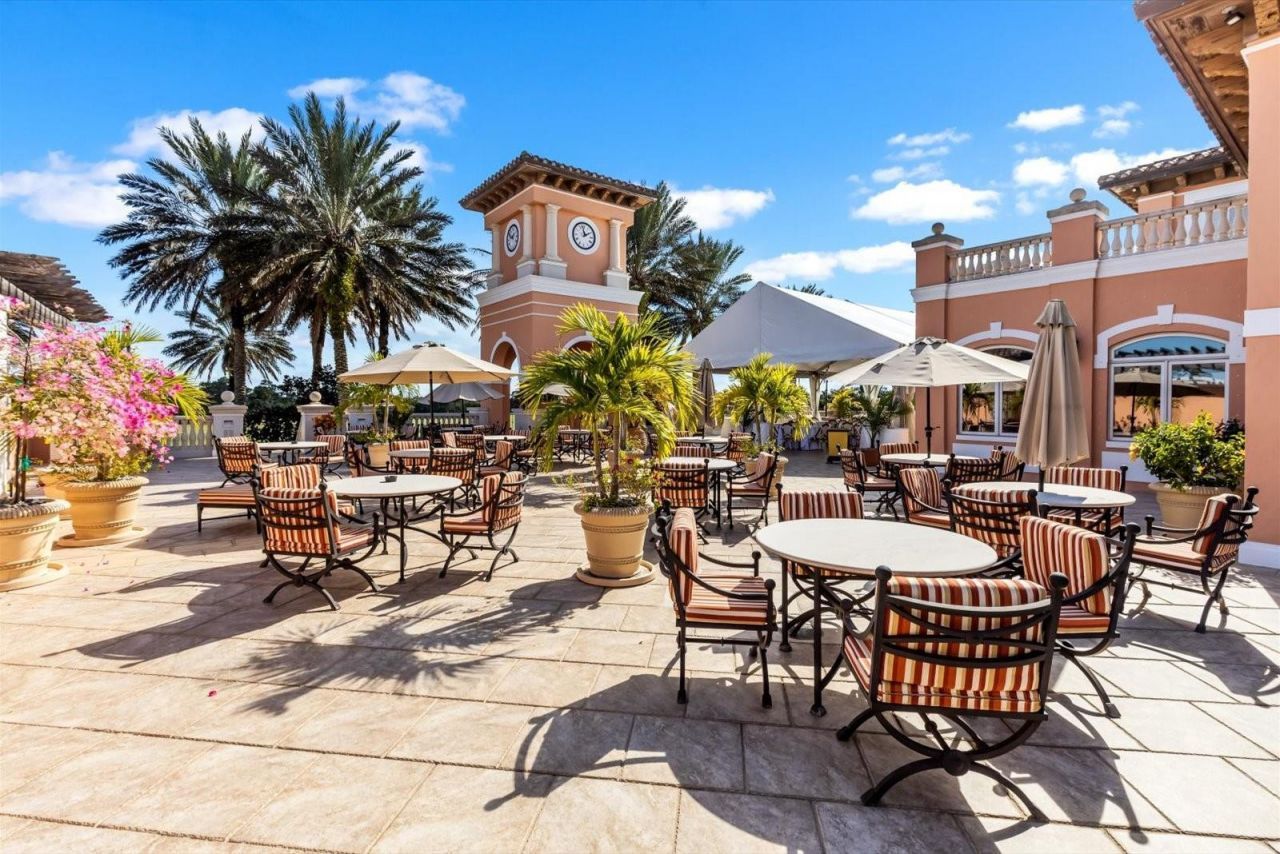 270 SE Fascino Circle, Port Saint Lucie, FL 34984 Photo