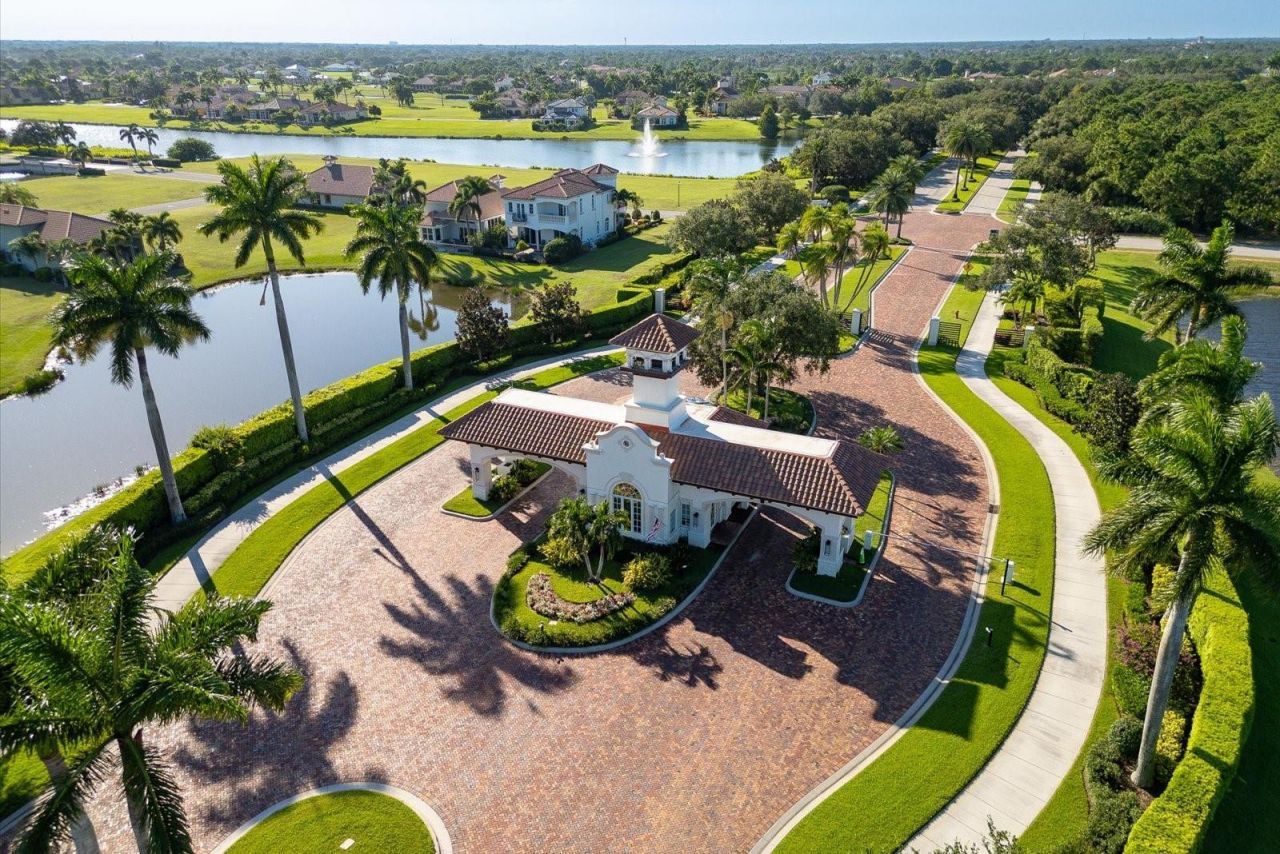 270 SE Fascino Circle, Port Saint Lucie, FL 34984 Photo