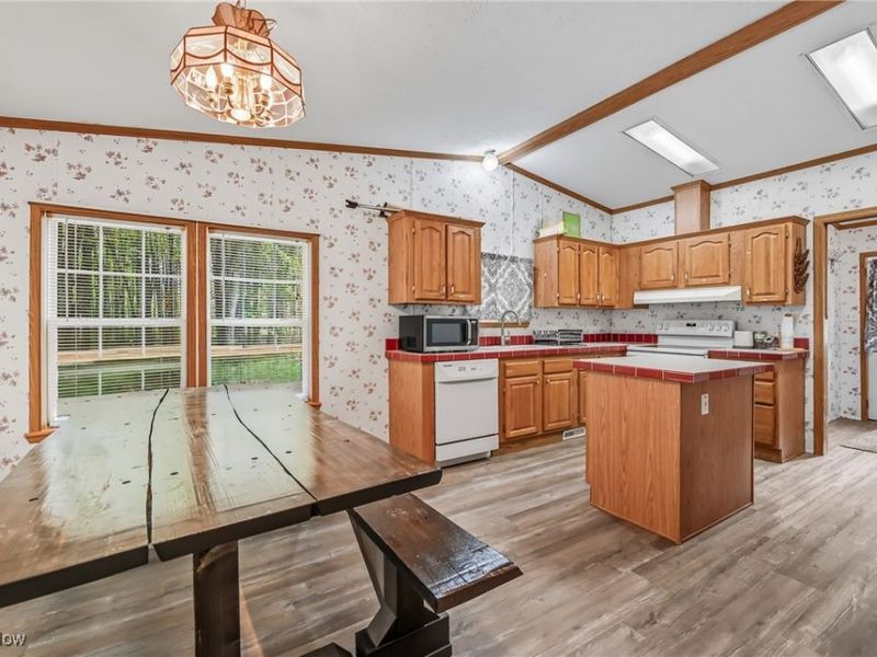 6174 US Route 6, Pierpont, OH 44082 Photo 13