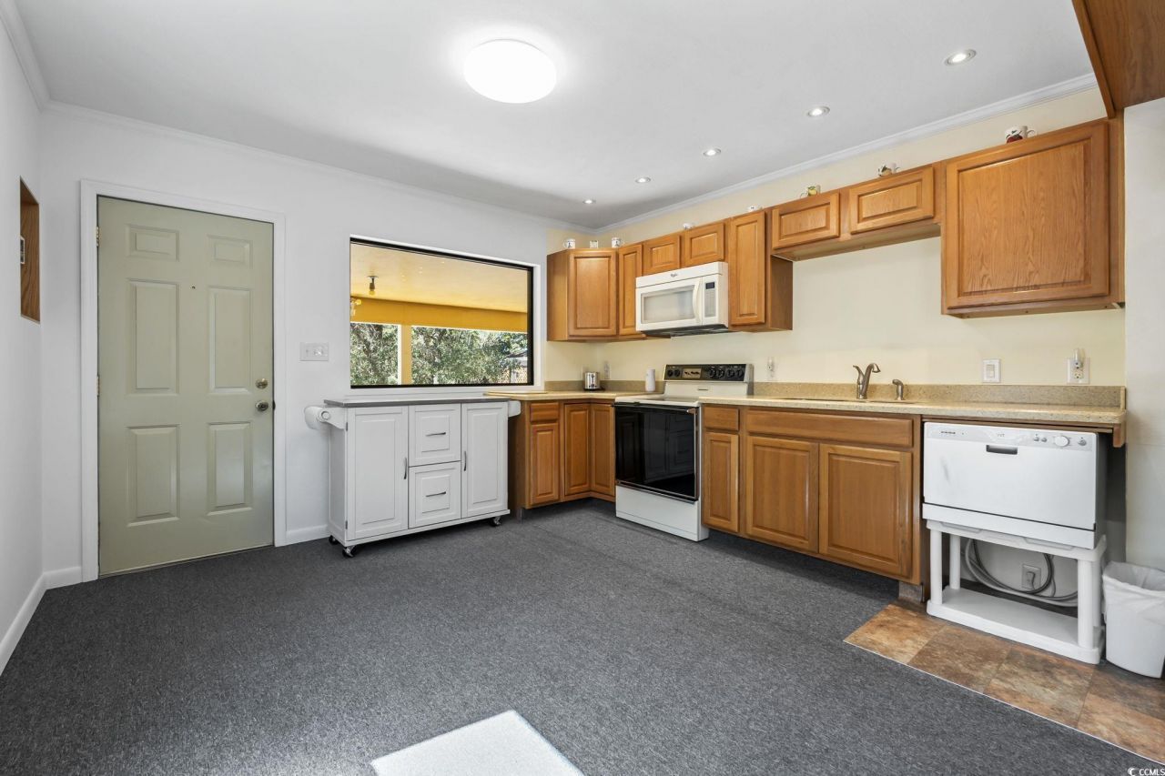 413 30th Ave. N Photo 25