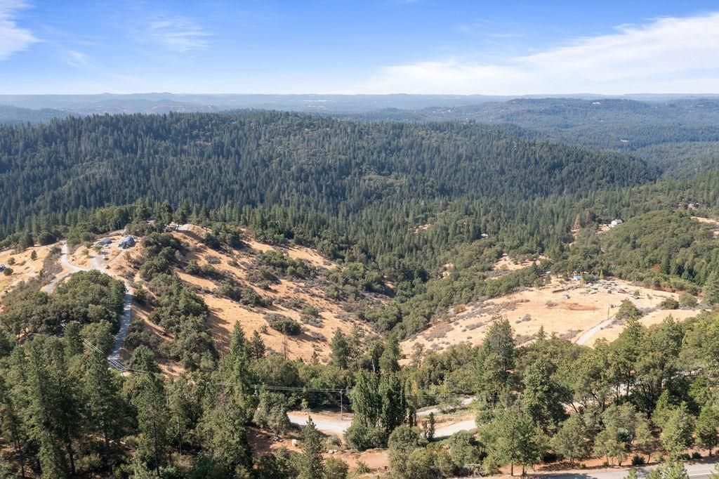 4921 Eight Mile Rd, Camino, CA 95709 Photo