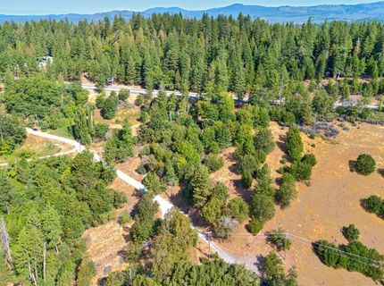 4921 Eight Mile Rd, Camino, CA 95709 Photo