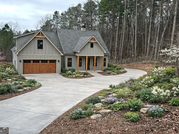 957 Roundtop Road, Ellijay, GA 30540