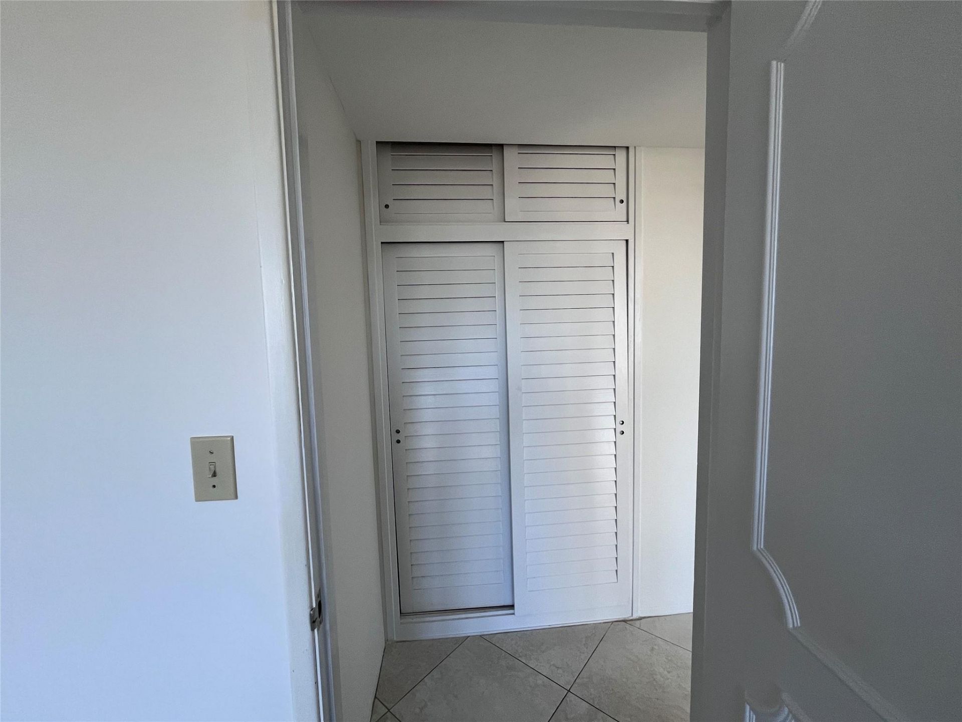 3200 NE 36th Street, Unit 709, Fort Lauderdale, FL 33308 Photo