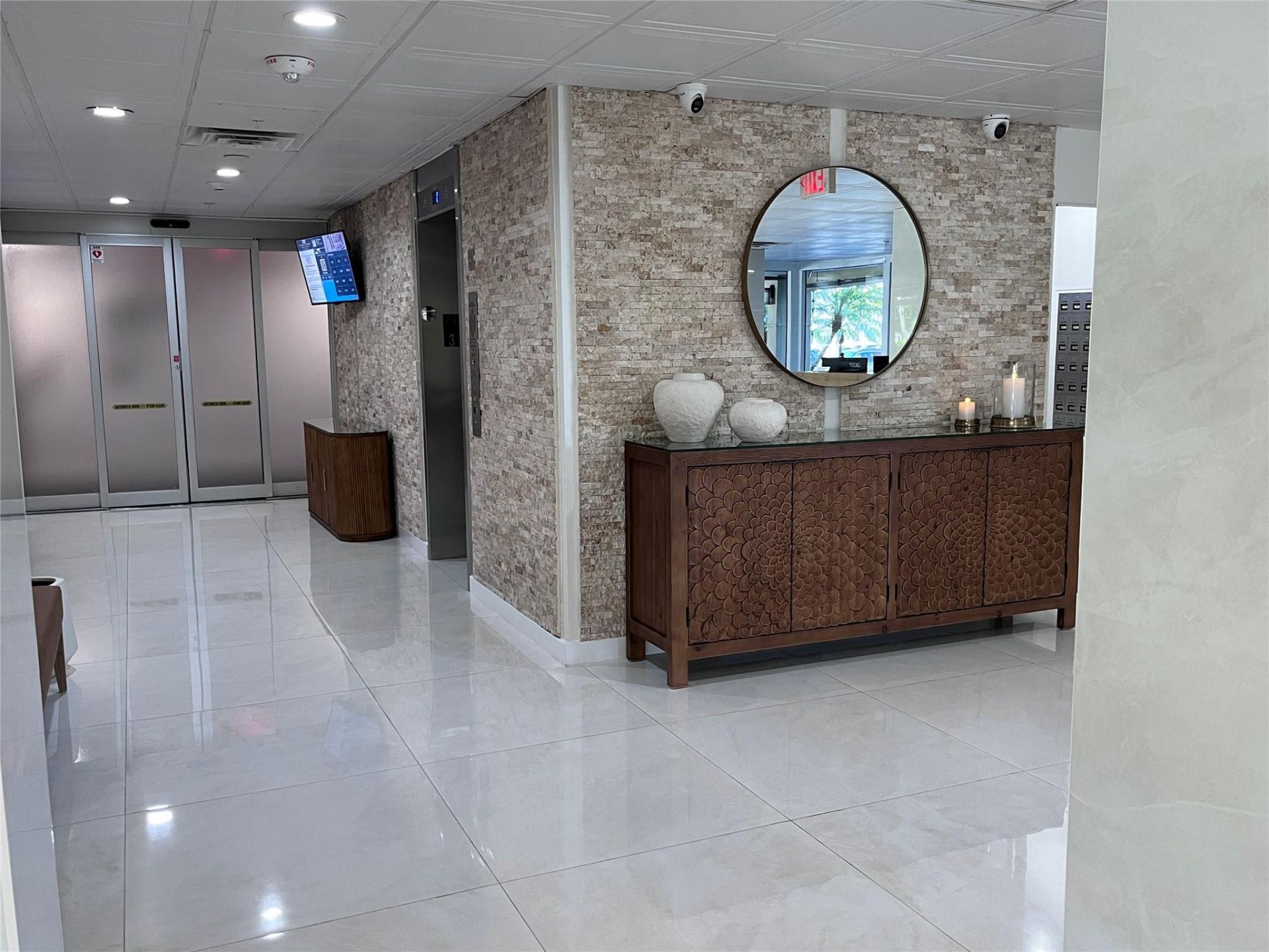 3200 NE 36th Street, Unit 709, Fort Lauderdale, FL 33308 Photo