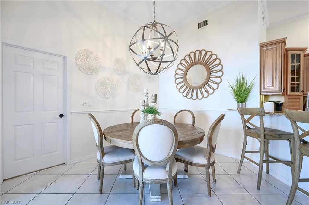 613 Beachwalk Cir, Unit J-204, Naples, FL 34108 Photo
