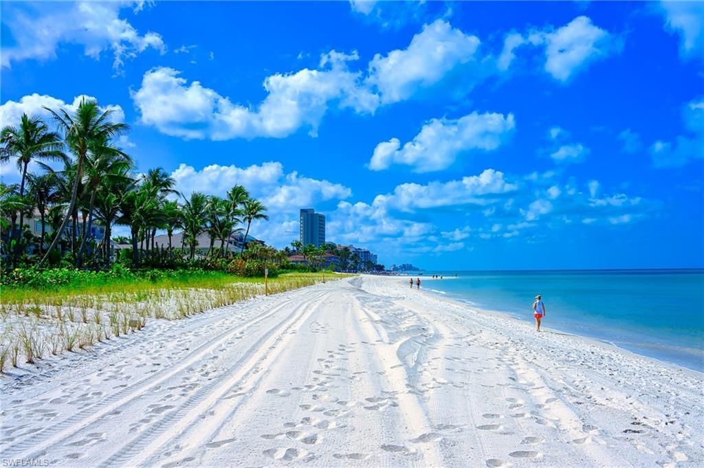 613 Beachwalk Cir, Unit J-204, Naples, FL 34108 Photo