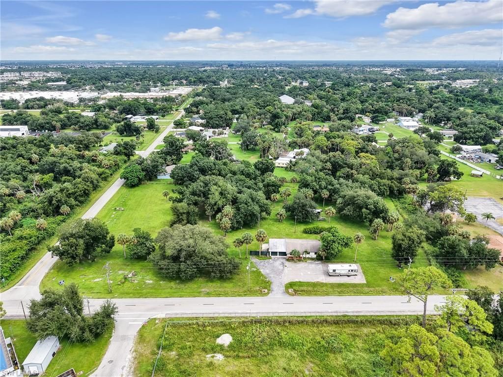 308 Evergreen Rd, North Fort Myers, FL 33903 Photo
