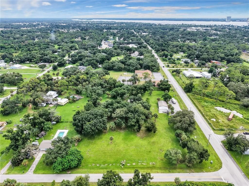 308 Evergreen Rd, North Fort Myers, FL 33903 Photo