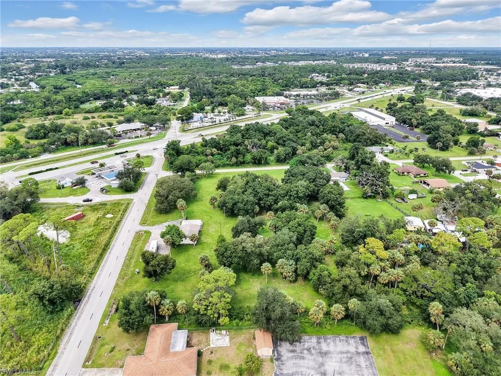 308 Evergreen Rd, North Fort Myers, FL 33903 Photo