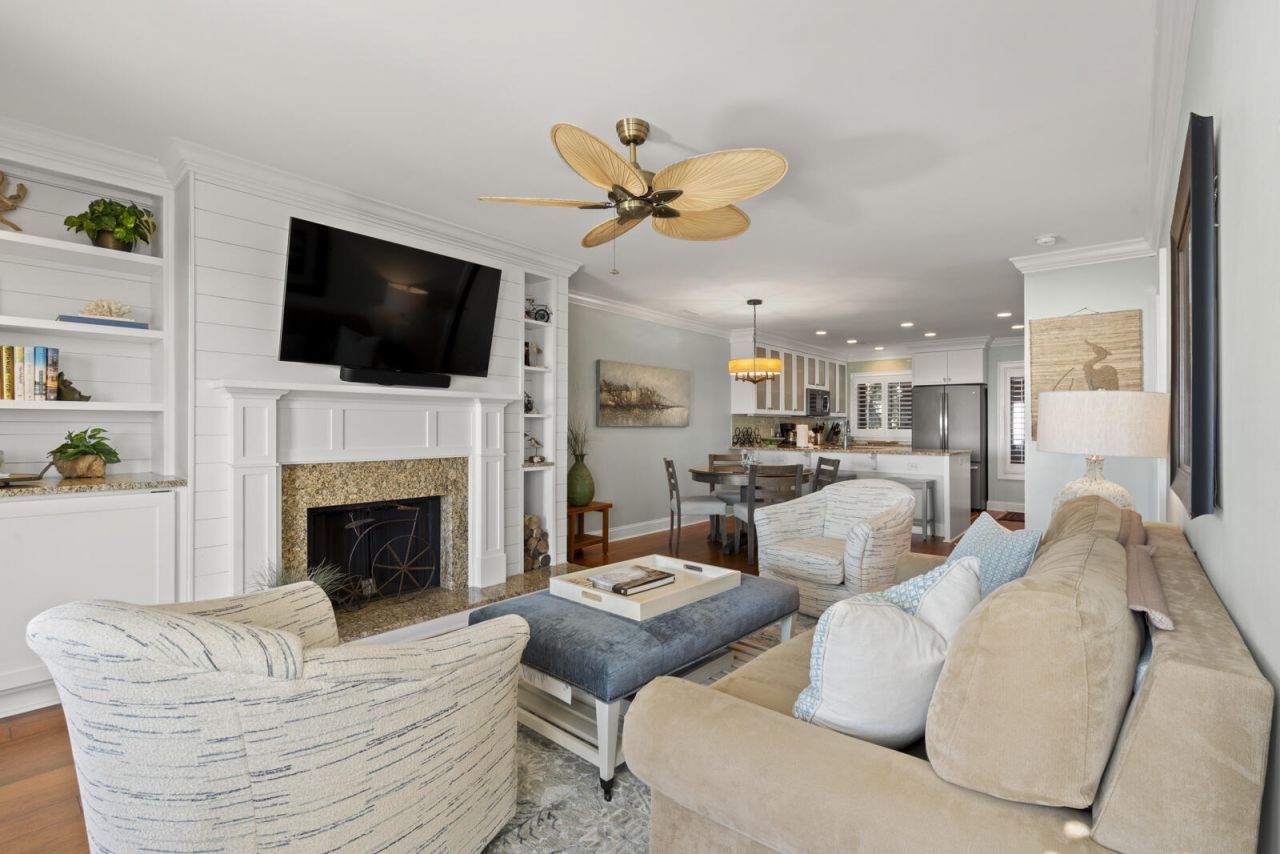 4420 Sea Forest Drive Photo 11