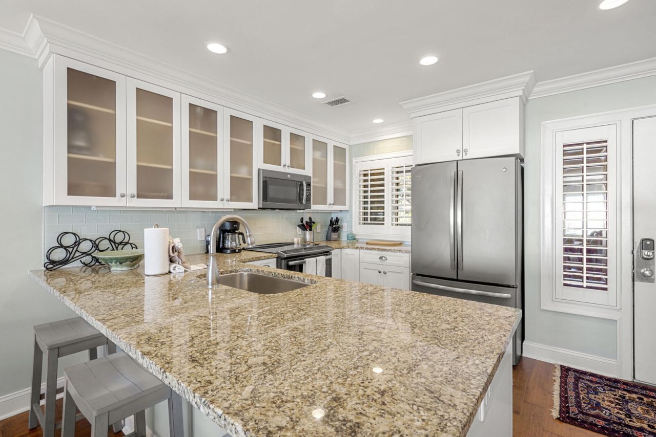 4420 Sea Forest Drive Photo 19