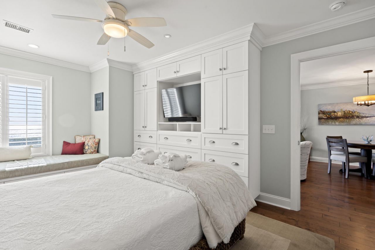 4420 Sea Forest Drive Photo 28