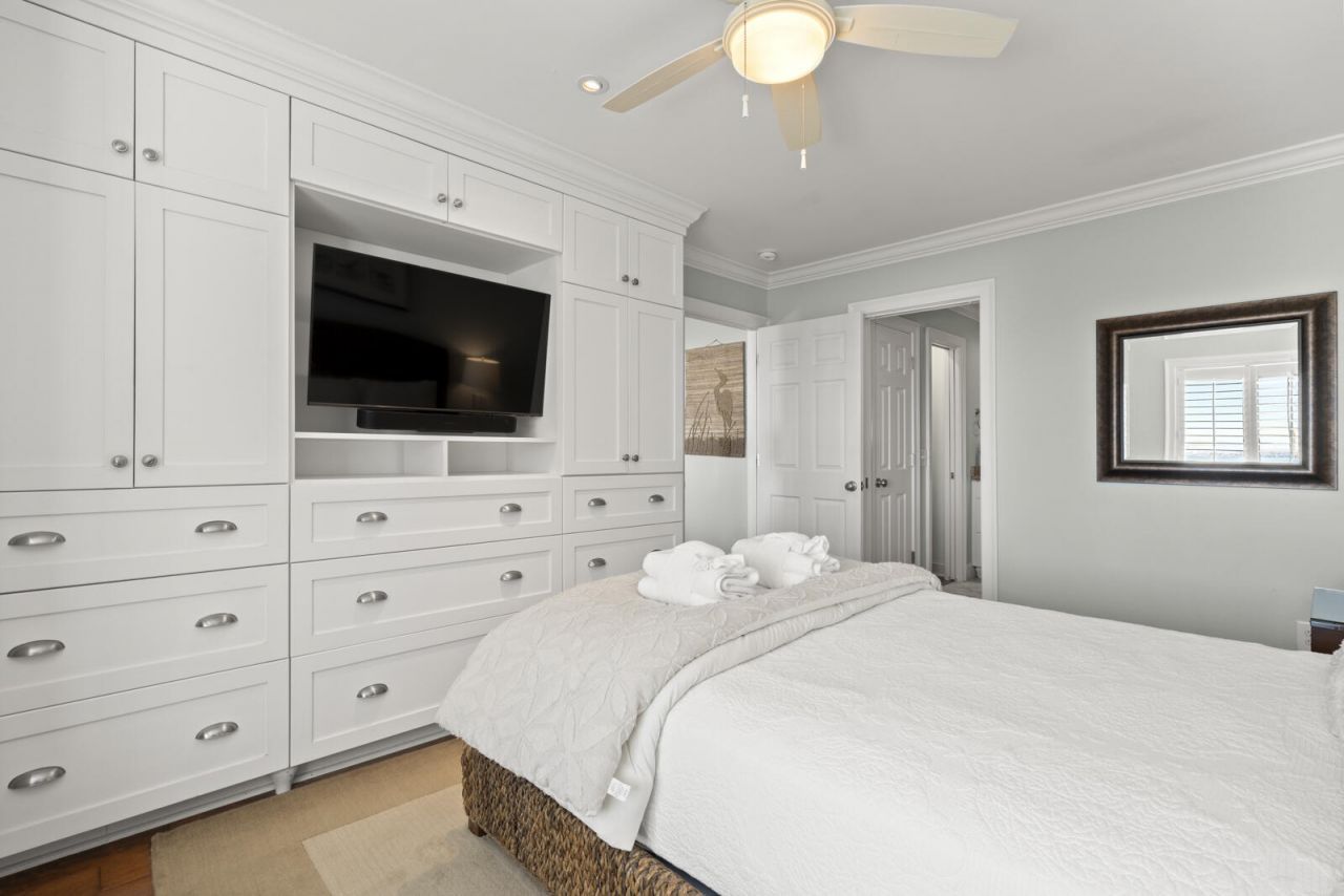 4420 Sea Forest Drive Photo 30