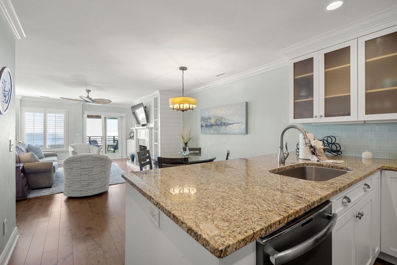 4420 Sea Forest Drive Photo 5