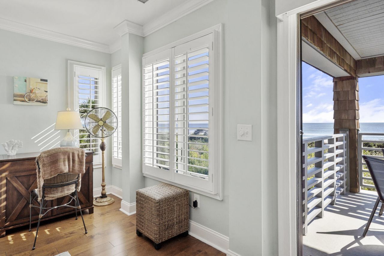 4420 Sea Forest Drive Photo 8