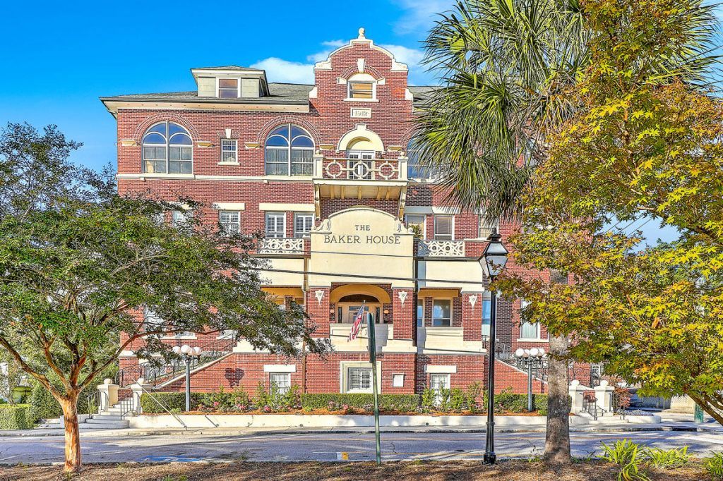 55 Ashley Avenue Photo 22