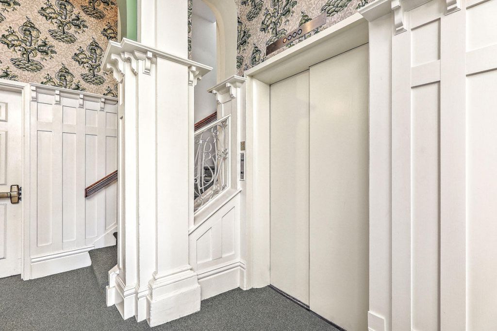 55 Ashley Avenue Photo 25