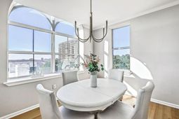 55 Ashley Avenue photo 4