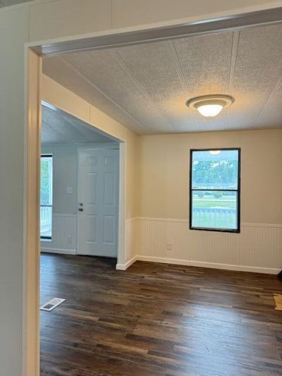 1875 Salterstown Road Photo 9