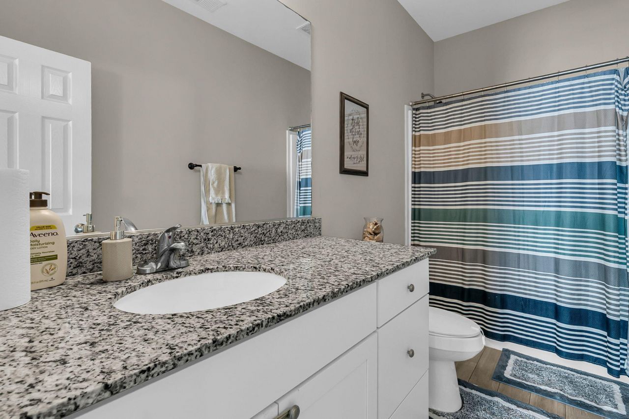 407 Jenna Lane Photo 25