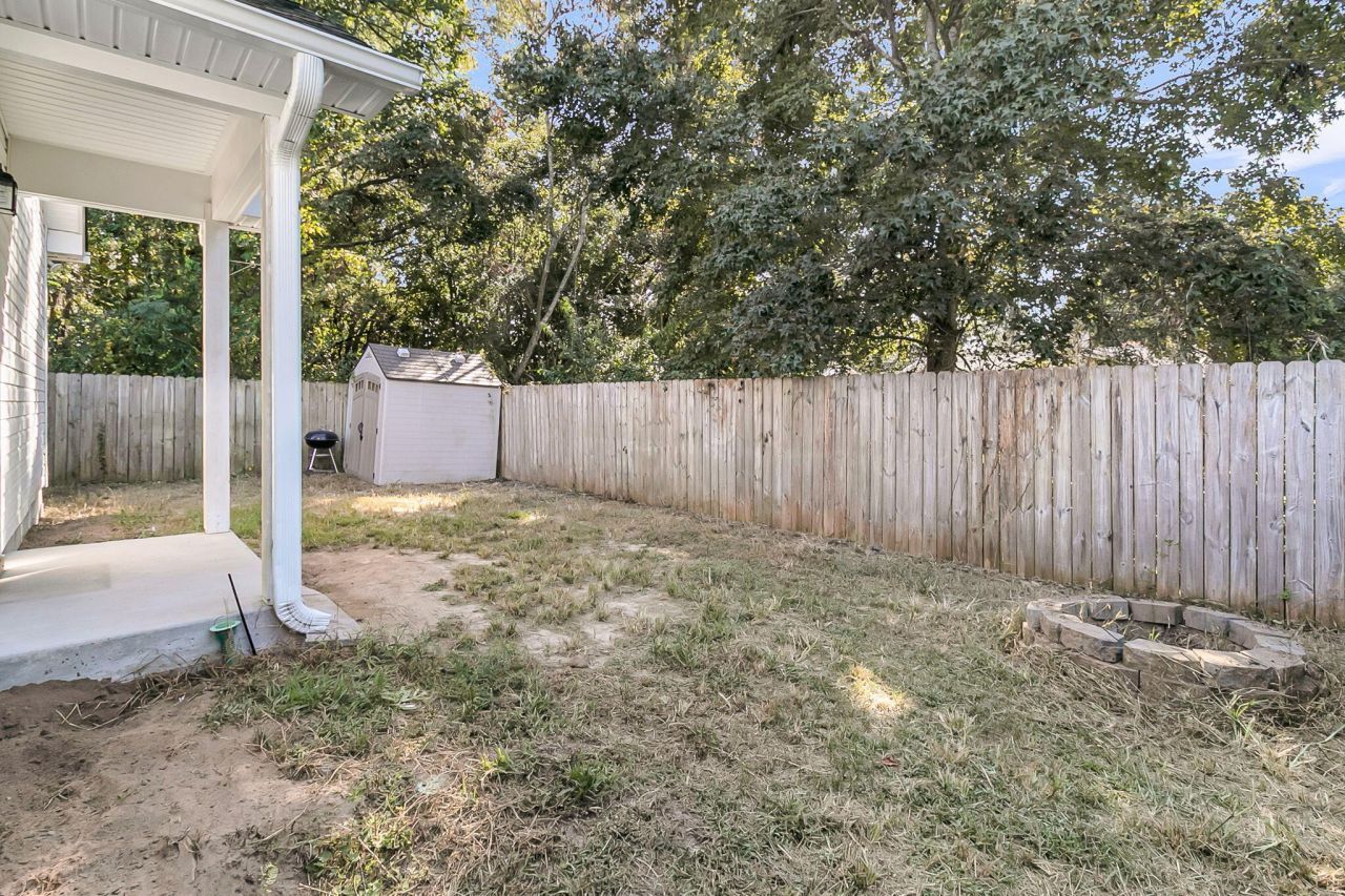 407 Jenna Lane Photo 32