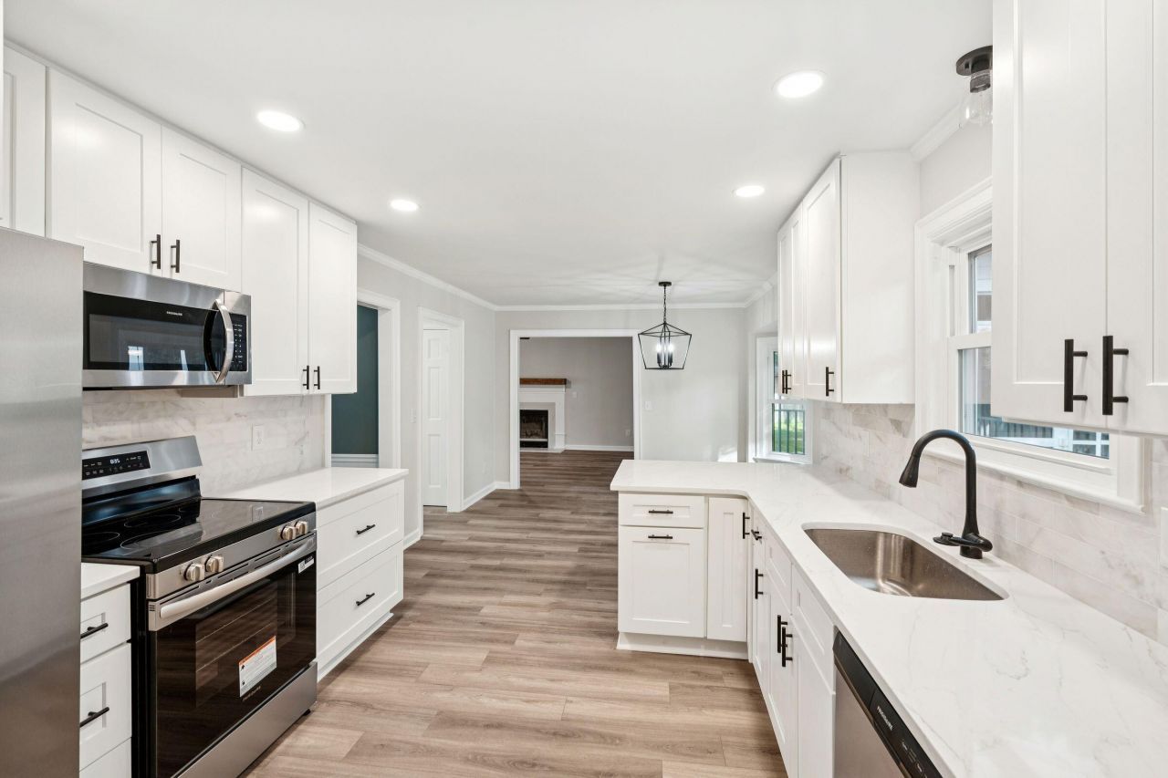 2958 Duren Court Photo 3