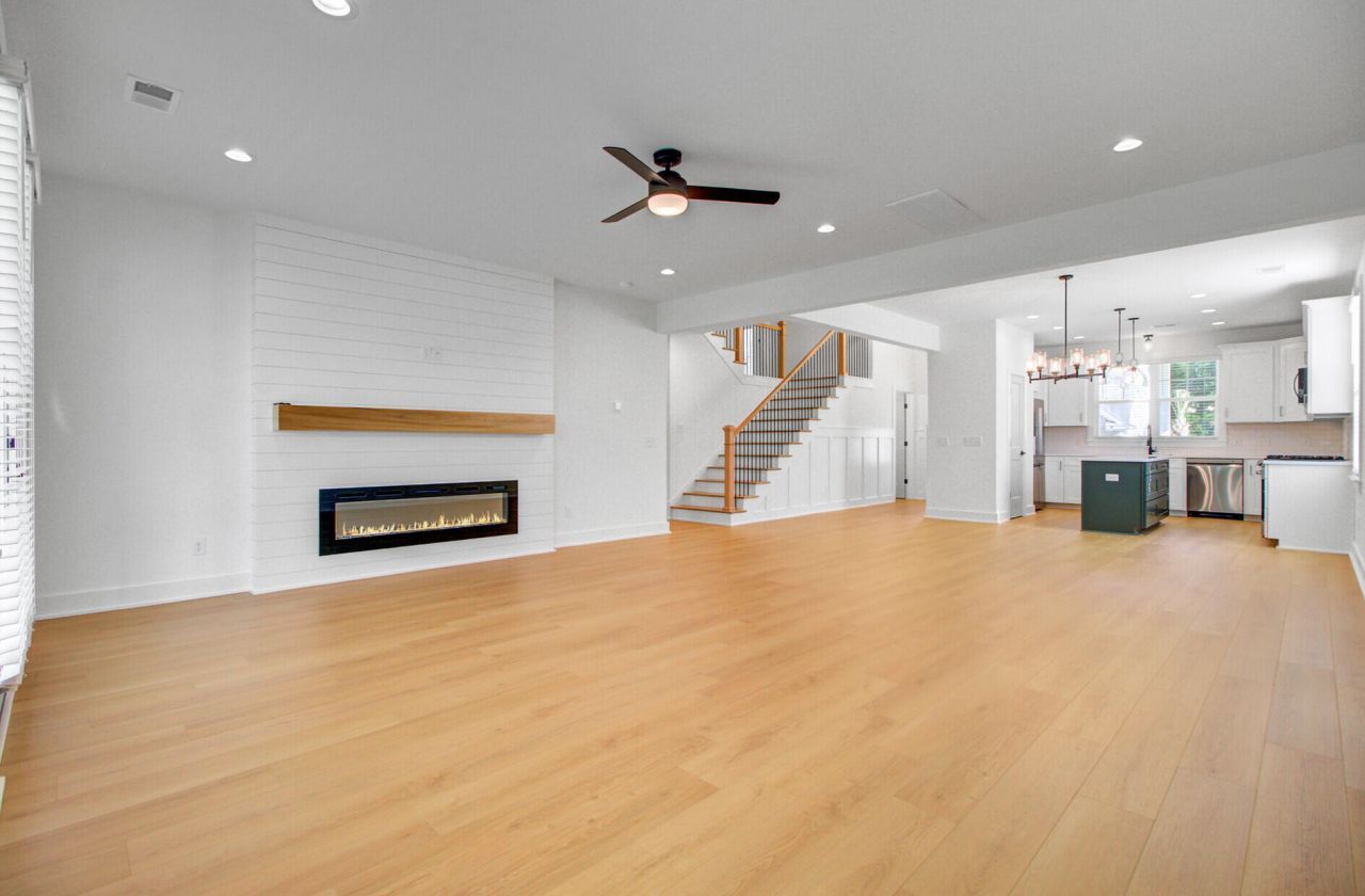 396 Decatur Drive Photo 14